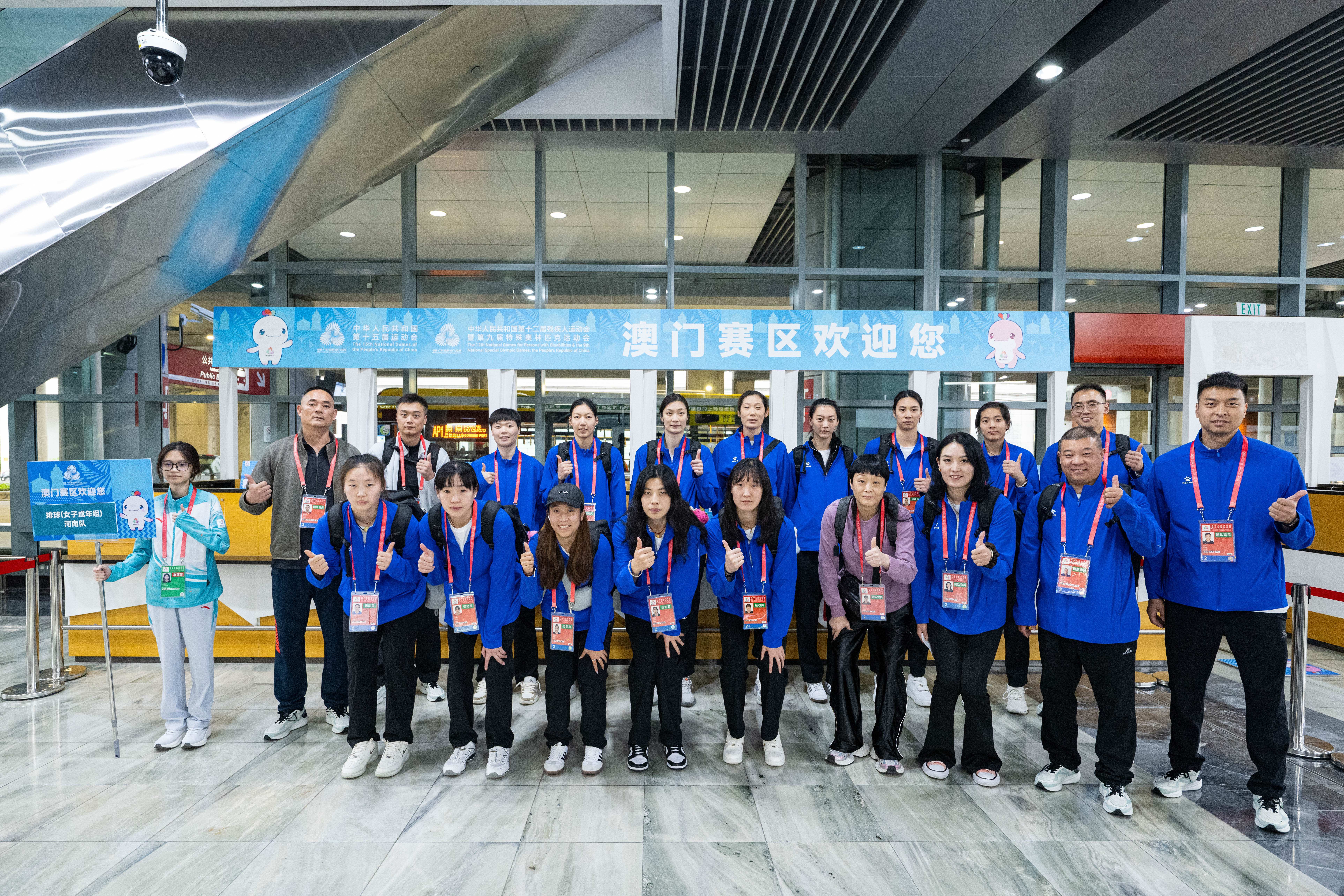 女排全运会爆大冷!卫冕冠军开门黑 朱婷送李盈莹3-0