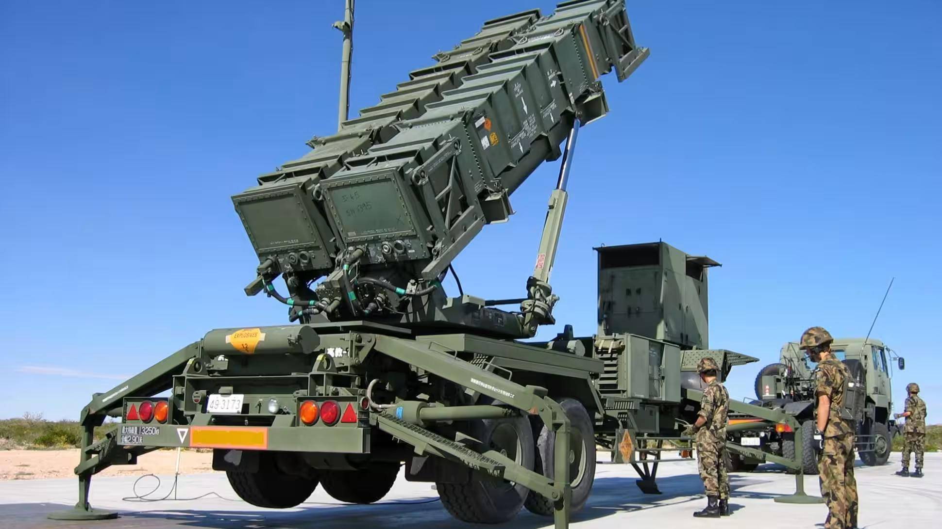 美媒公开中国轰炸计划：日本敢走错半步，我们万枚导弹雨包大饺子